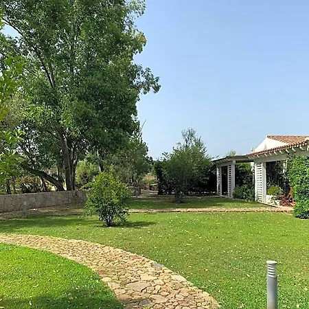 مزرعة للإقامة Relais Benemari سينيسكولا
